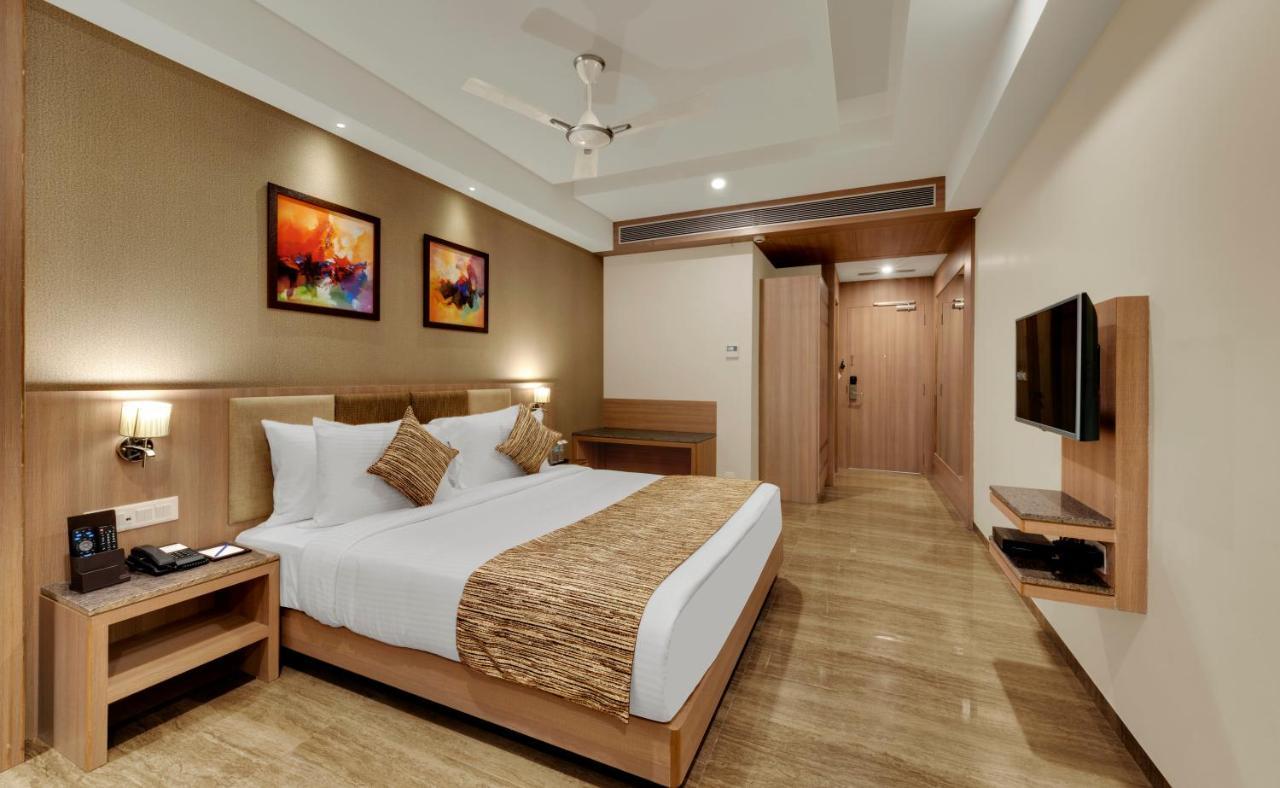 Anaya Beacon Hotel, Dzsámnagar Szoba fotó