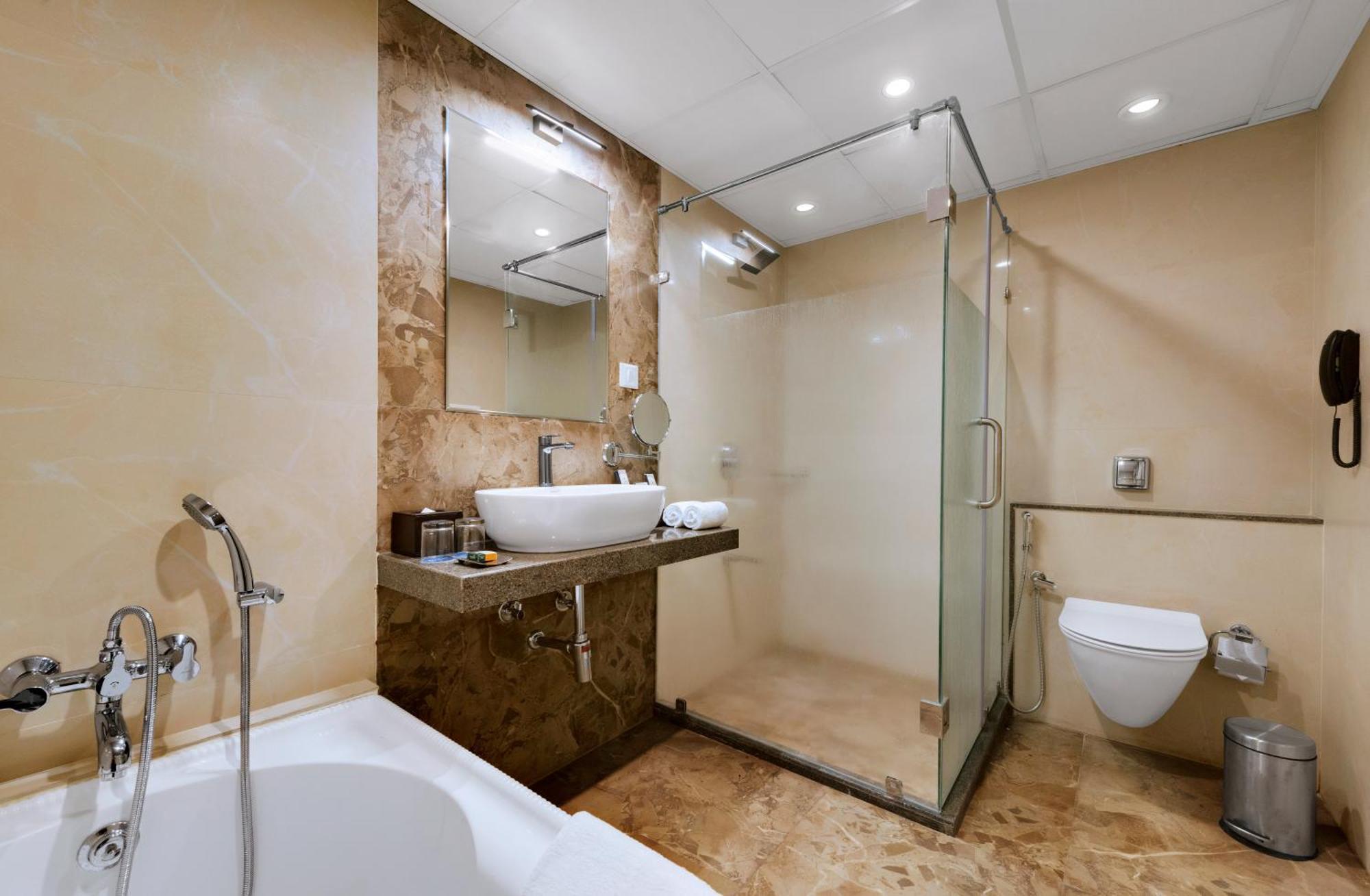 Anaya Beacon Hotel, Dzsámnagar Szoba fotó